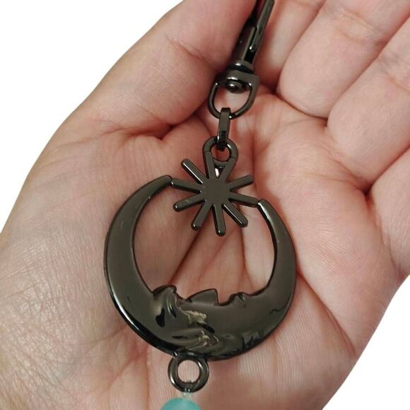 Moon Sun Catching Keychain - Picture 2 of 5